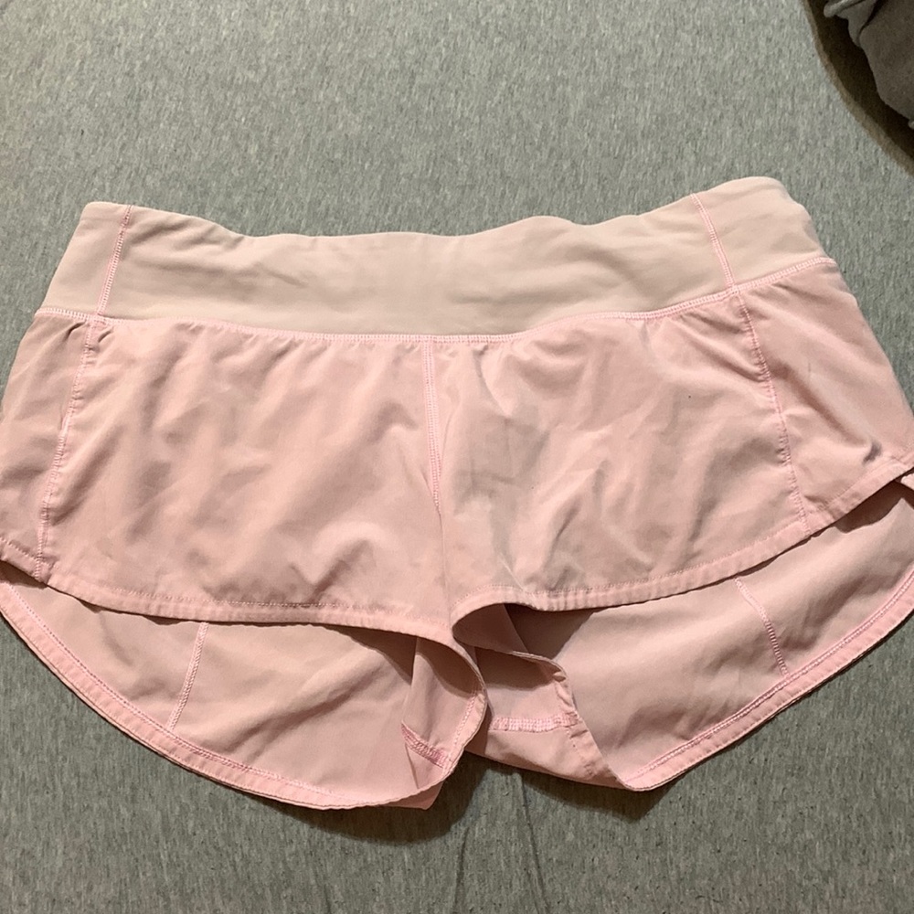 Lululemon Shorts 2.5 in